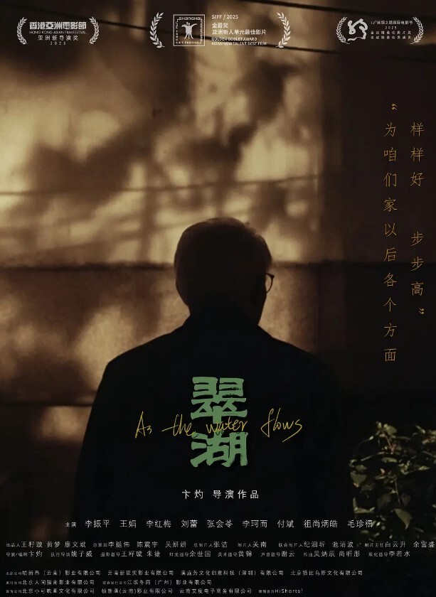 真心话大冒险系列老哥夜店大山带回来的大四女生聊天细节满满中间给女生亲脚背让女神体验女王的感觉立马沦陷对白有趣妹子长相没有美颜的加持下也是够看 - 青娱乐
